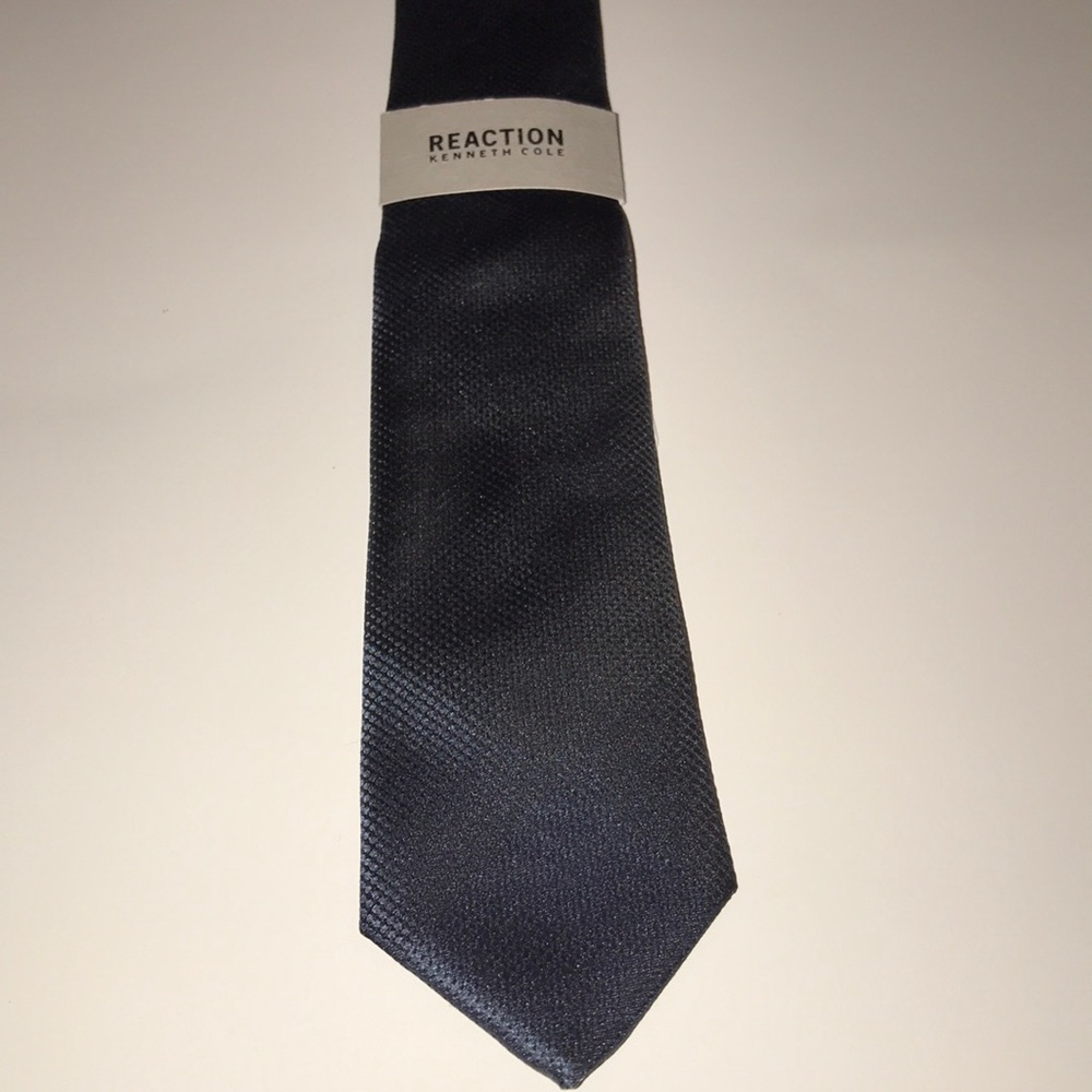 Reaction Kenneth Cole Mens Slim Tie Black Gray